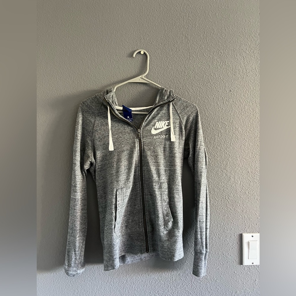 Grey Nike Zip-up Sweater